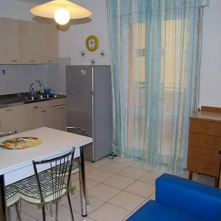 Hotel Relax Just 150mt From The - Beahost 3*